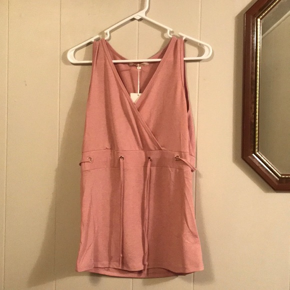 top - Picture 1 of 2